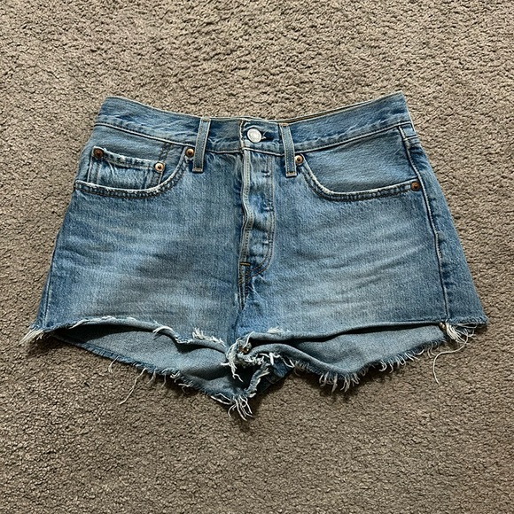 Levi shorts! - Picture 1 of 3